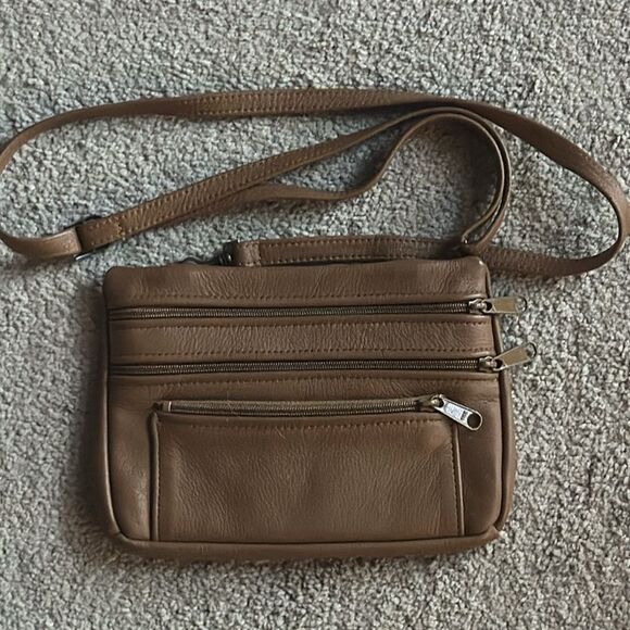 Faux Leather Crossbody! - Picture 8 of 9